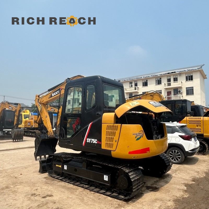 Bucket linkage and digging teeth of a 2020 SANY 75C excavator priced at $16,667